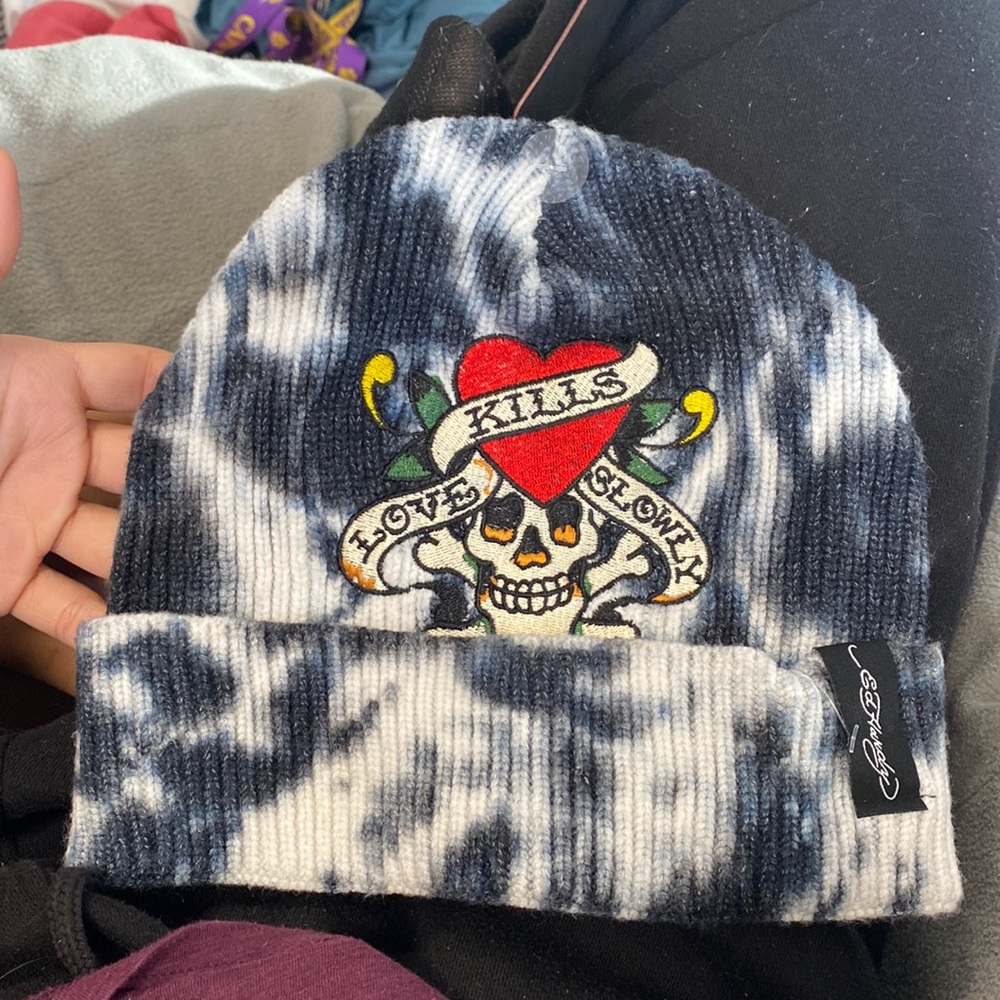 BNWT Ed Hardy Skull Acid Wash Design Warm Toque Beanie - Must Have and Rare
